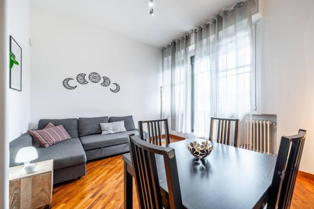 Carrobbio'S Nest - Elegant With Wifi And Netflix Apartment Milano Ngoại thất bức ảnh