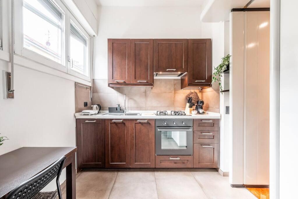 Carrobbio'S Nest - Elegant With Wifi And Netflix Apartment Milano Ngoại thất bức ảnh